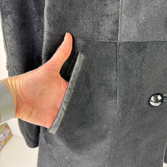 Stella Rossa Gorgeous Italian Lamb Shearling with Gold Embroidery - Picture 2 of 16